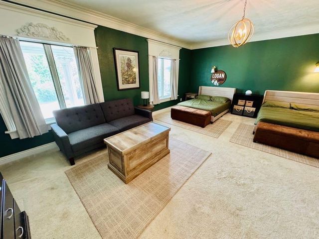 W5548 Sunset Hills Lane, Monroe, WI 53566