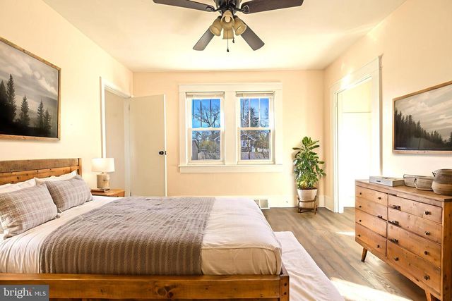 1429 W OAK RD, Vineland, NJ 08360