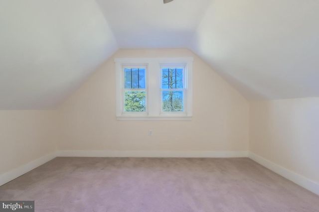 1429 W OAK RD, Vineland, NJ 08360