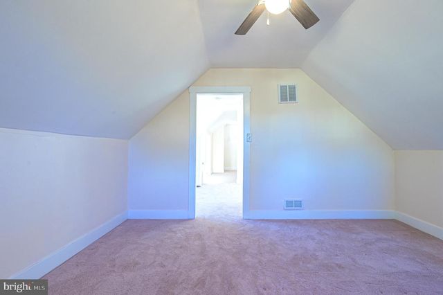 1429 W OAK RD, Vineland, NJ 08360