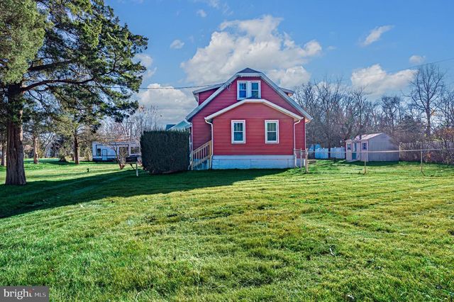 1429 W OAK RD, Vineland, NJ 08360