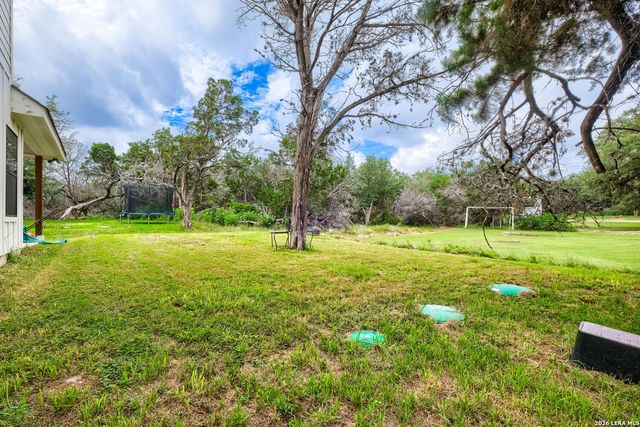 3484 Lakeview Dr, Canyon Lake, TX 78133