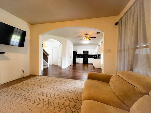 3706 Elmwood Dale Drive, Fresno, TX 77545