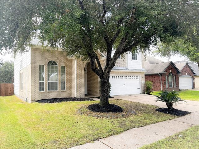 3706 Elmwood Dale Drive, Fresno, TX 77545