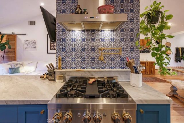 704 Valita St, Venice, CA 90291