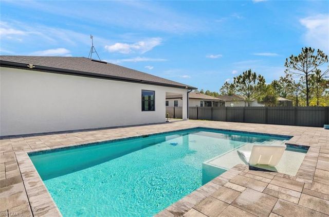 2552 70th AVE NE, Naples, FL 34120