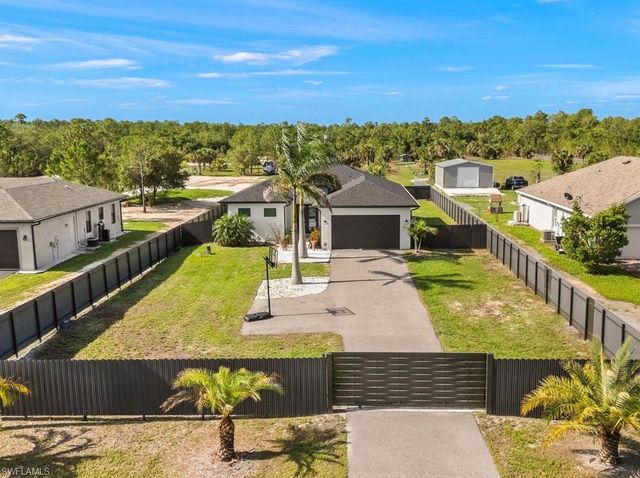 2552 70th AVE NE, Naples, FL 34120