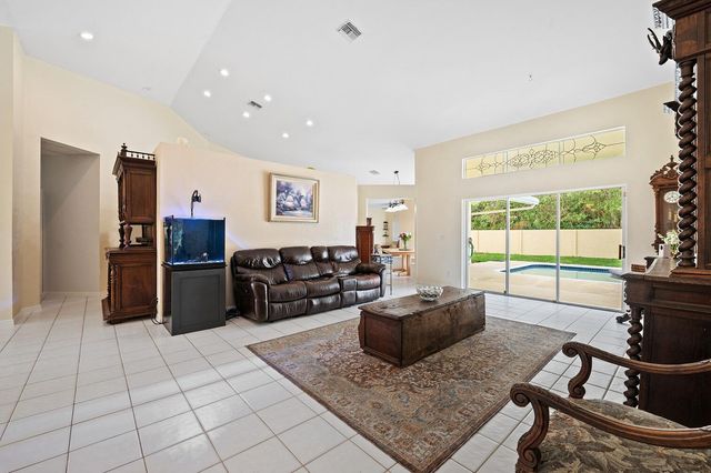 4080 NW 83rd Lane, Coral Springs, FL 33065