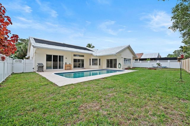 4080 NW 83rd Lane, Coral Springs, FL 33065