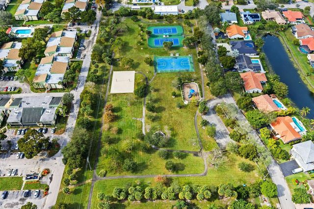 4080 NW 83rd Lane, Coral Springs, FL 33065