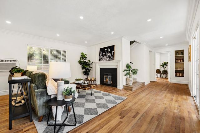 2143 Tierra Verde Road, Vista, CA 92084