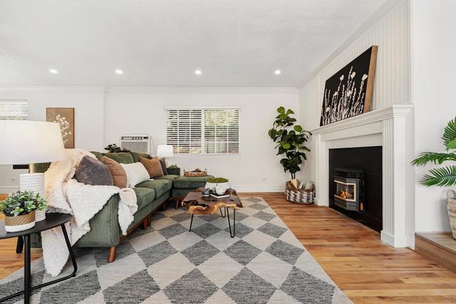2143 Tierra Verde Road, Vista, CA 92084