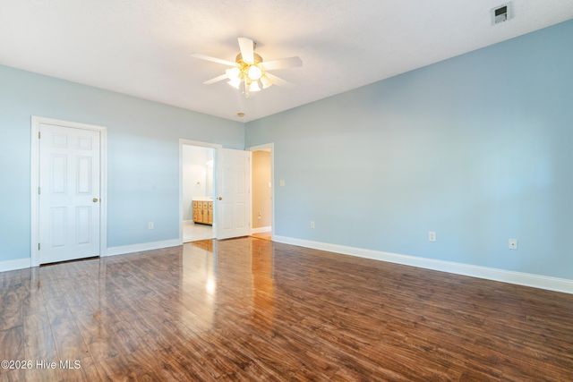 244 Berryknoll Drive NW, Calabash, NC 28467