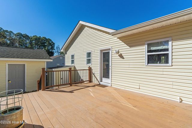 244 Berryknoll Drive NW, Calabash, NC 28467