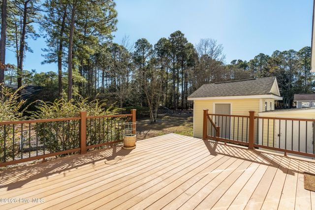 244 Berryknoll Drive NW, Calabash, NC 28467