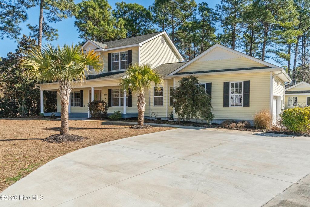 244 Berryknoll Drive NW, Calabash, NC 28467