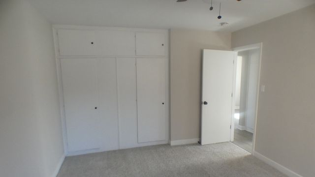 2043 E 72nd Street 1C, Chicago, IL 60649