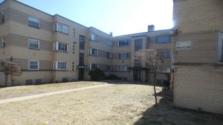 2043 E 72nd Street 1C, Chicago, IL 60649