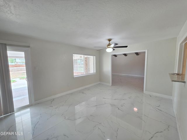 302 quincy Avenue, El Paso, TX 79922