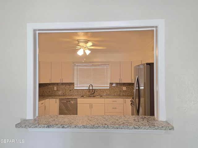 302 quincy Avenue, El Paso, TX 79922