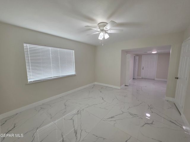 302 quincy Avenue, El Paso, TX 79922