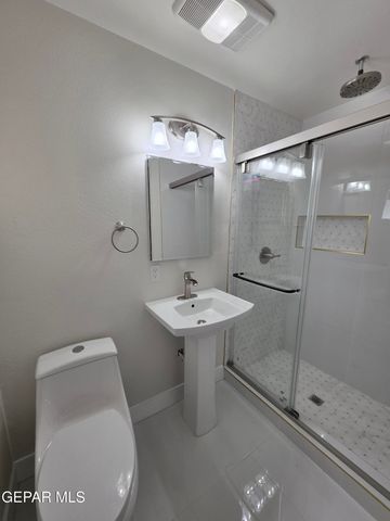 302 quincy Avenue, El Paso, TX 79922