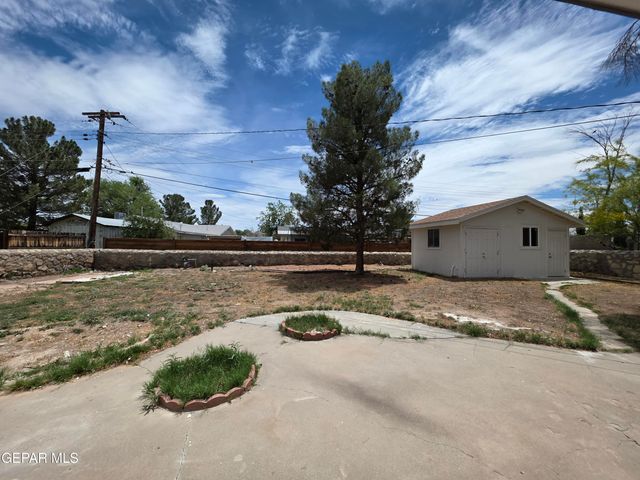 302 quincy Avenue, El Paso, TX 79922