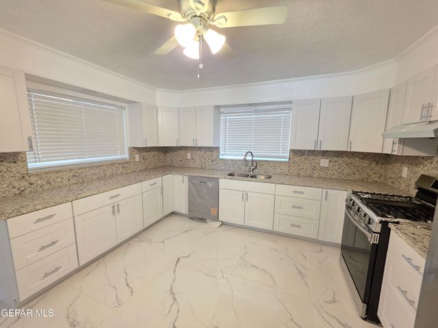 302 quincy Avenue, El Paso, TX 79922