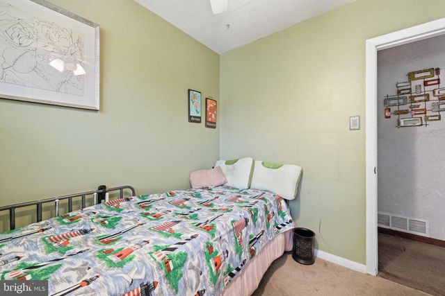 131 HOLLY AVE, Berlin, NJ 08009