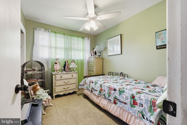 131 HOLLY AVE, Berlin, NJ 08009