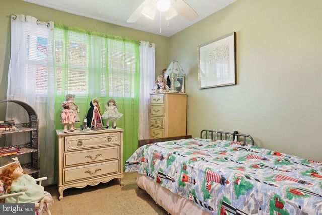 131 HOLLY AVE, Berlin, NJ 08009