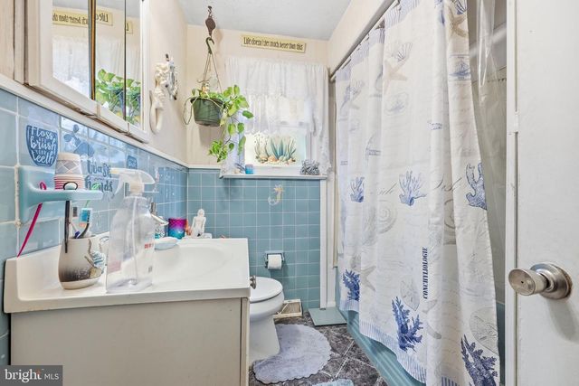 131 HOLLY AVE, Berlin, NJ 08009