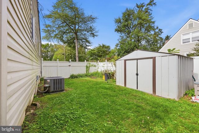 131 HOLLY AVE, Berlin, NJ 08009