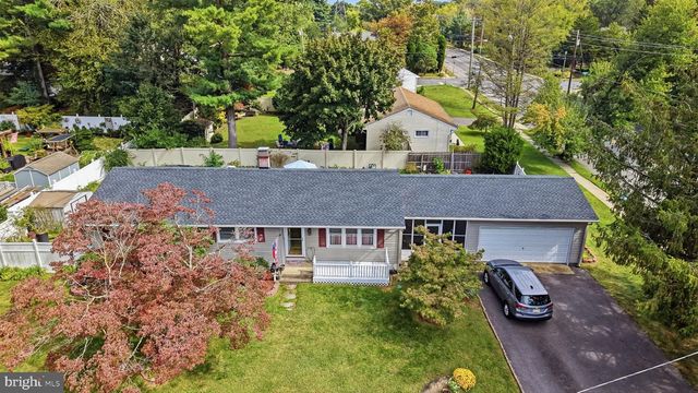 131 HOLLY AVE, Berlin, NJ 08009