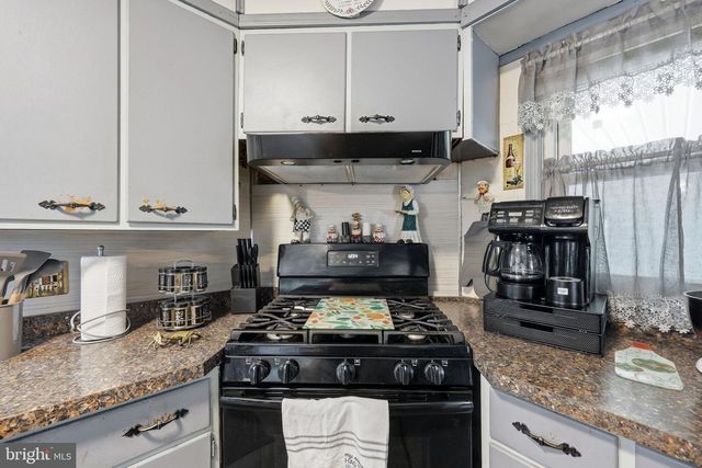 131 HOLLY AVE, Berlin, NJ 08009