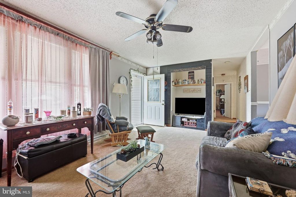 131 HOLLY AVE, BERLIN, NJ 08009 — photo 4