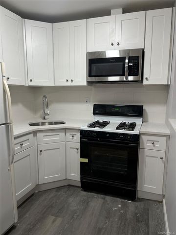 2803 Sampson Avenue, Bronx, NY 10465