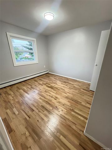 2803 Sampson Avenue, Bronx, NY 10465