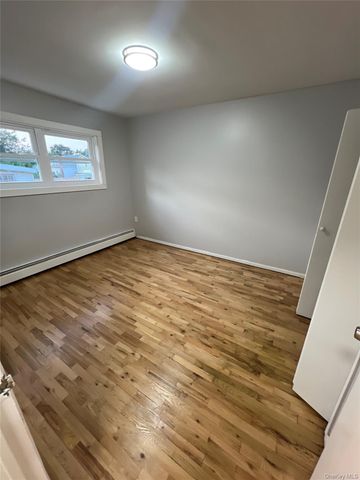 2803 Sampson Avenue, Bronx, NY 10465