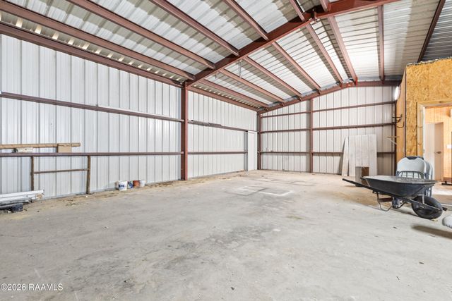 9917 Jefferson Island Road, New Iberia, LA 70560