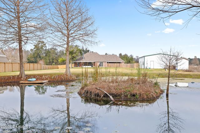 9917 Jefferson Island Road, New Iberia, LA 70560