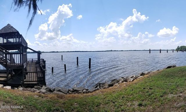 9917 Jefferson Island Road, New Iberia, LA 70560