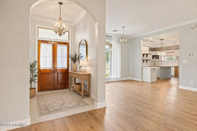 9917 Jefferson Island Road, New Iberia, LA 70560