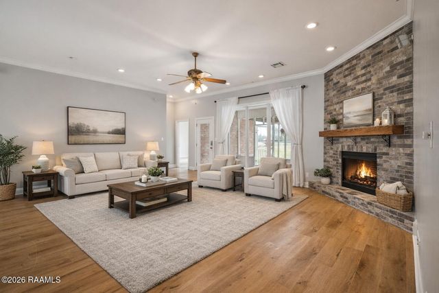 9917 Jefferson Island Road, New Iberia, LA 70560