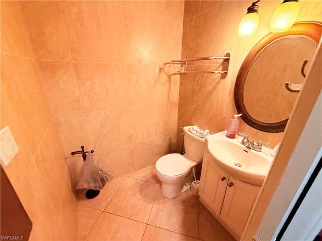 3661 11th AVE SW, Naples, FL 34117