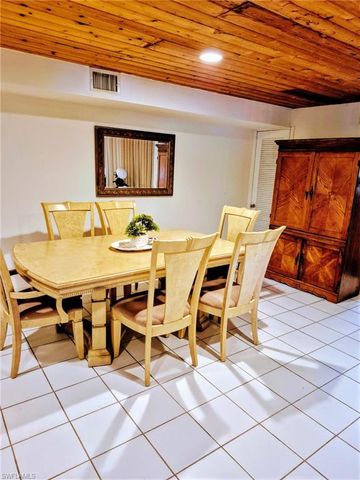 3661 11th AVE SW, Naples, FL 34117