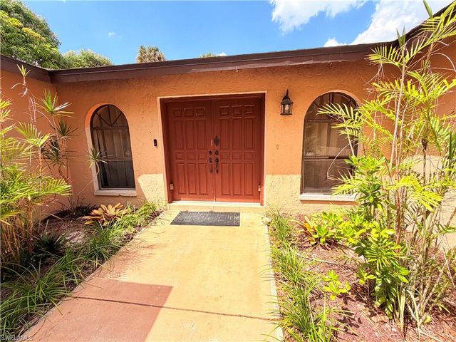 3661 11th AVE SW, Naples, FL 34117