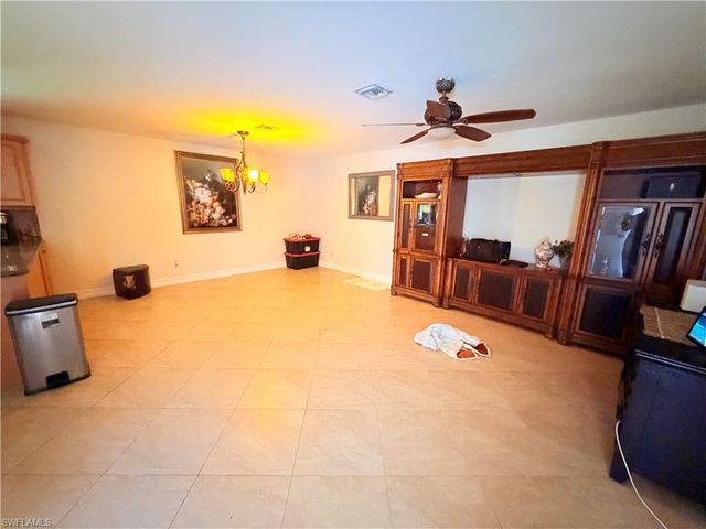 3661 11th AVE SW, Naples, FL 34117