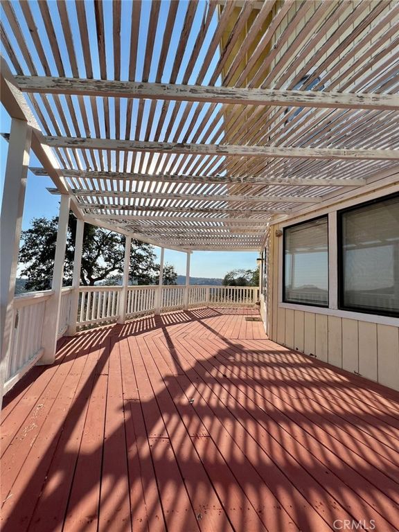 Image 10 of property listing at 46396 Redwing, Squaw Valley, CA 93675