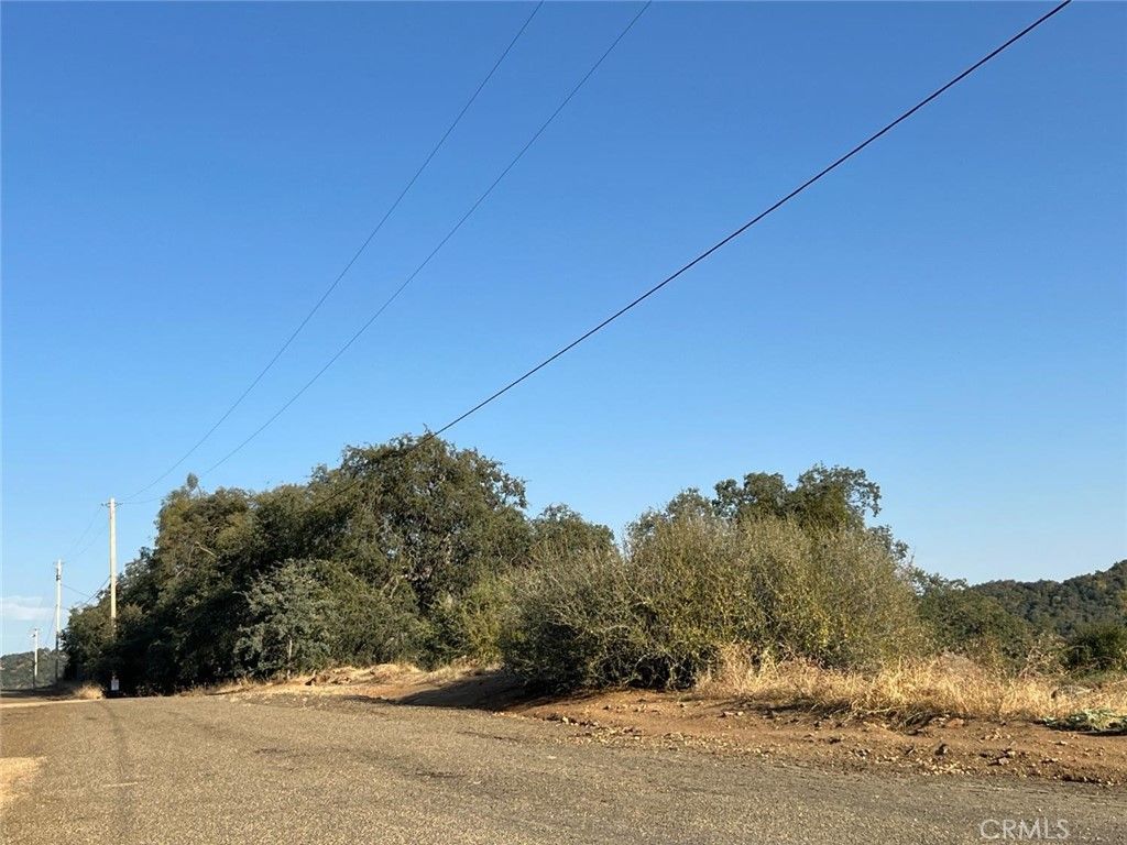 Image 29 of property listing at 46396 Redwing, Squaw Valley, CA 93675